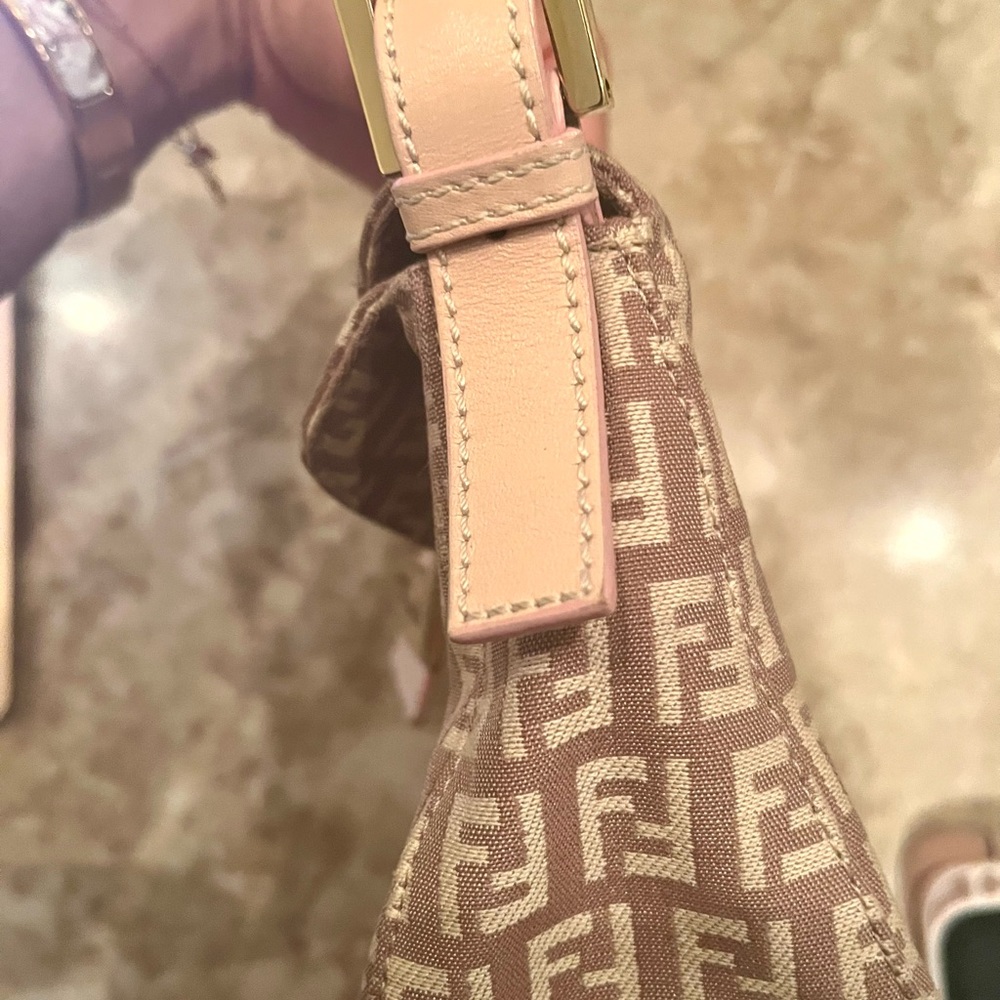 Fendi Pink and Tan Shoulder Bag with Iconic Monogram - Picture 4 of 9